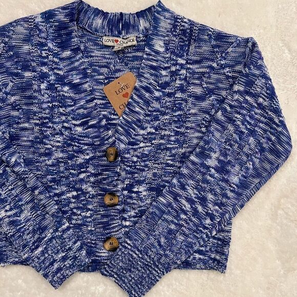 Love Change Italy Cropped Sweater - Picture 4 of 6